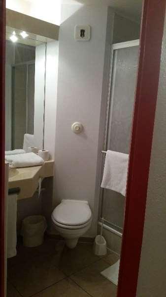 Brit Hotel Sarreguemines Bilik gambar