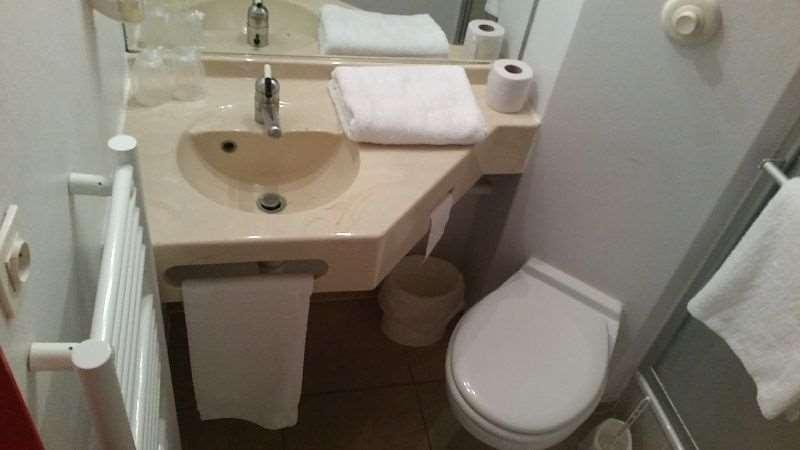 Brit Hotel Sarreguemines Bilik gambar